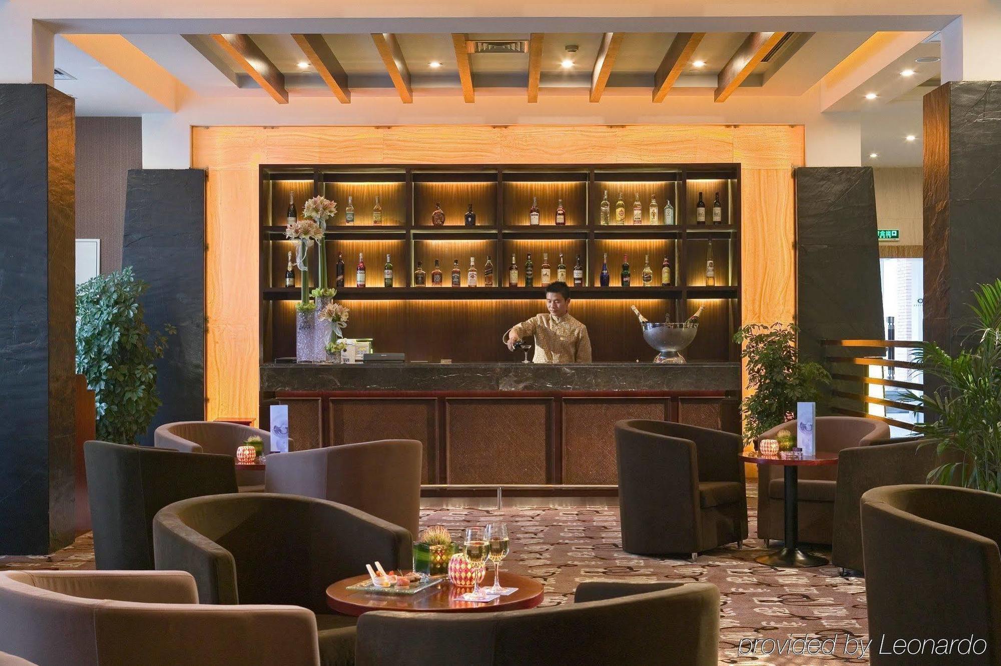 Crowne Plaza Hangzhou Xanadu Resort Restaurant bilde